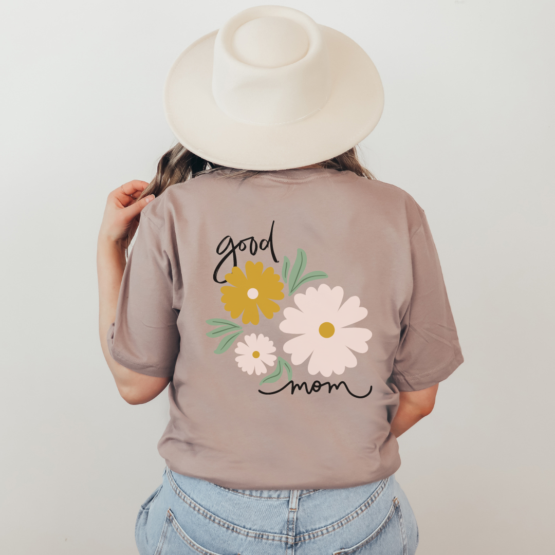 Good Mom Daisies Tee